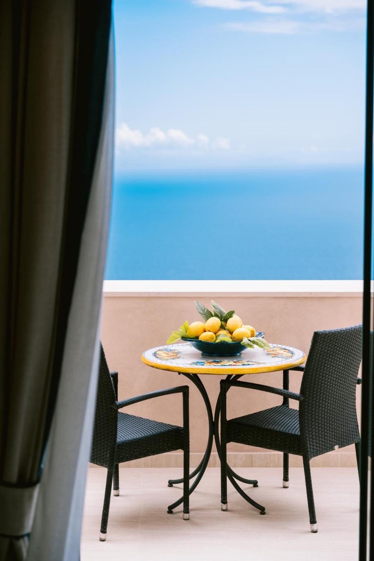 Palazzo Pascal Hotel Scala Kültér fotó